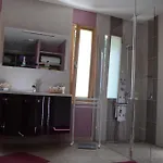 乐克洛斯德赛尼斯旅馆 4*