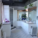 乐克洛斯德赛尼斯旅馆